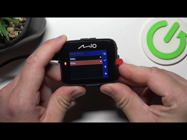 Video thumbnail for How To Change Light Frequency In Mio MiVue C312