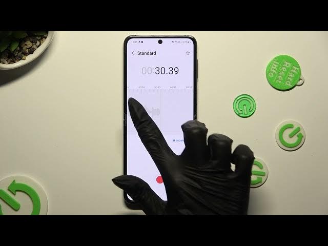 Video thumbnail for Capturing Audio Brilliance: Recording Sounds on SAMSUNG Galaxy Z Flip5!