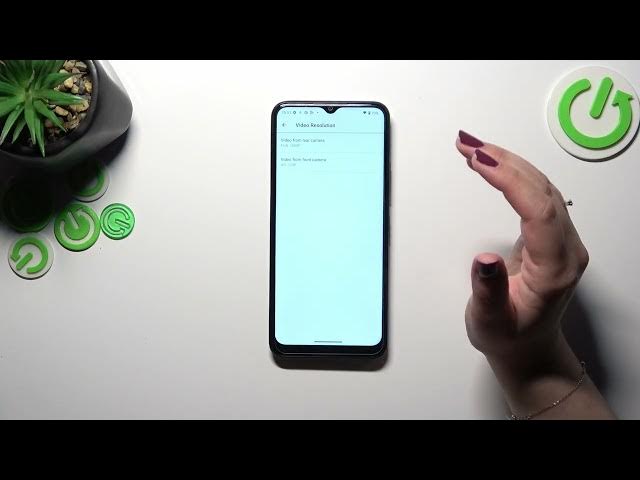 Video thumbnail for How to Adjust the Camera Video Resolution on a NOKIA C32