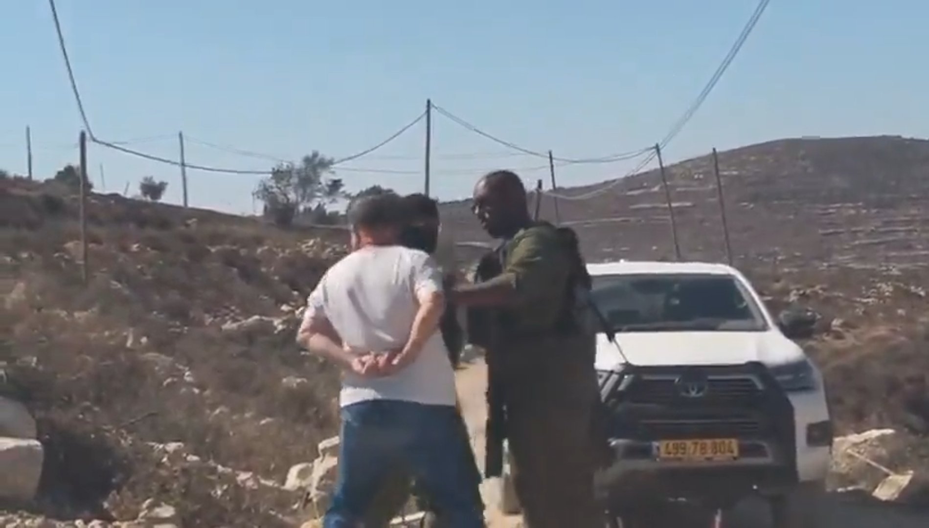Video thumbnail for Israeli soldiers block Knesset member from besieged Palestinian home