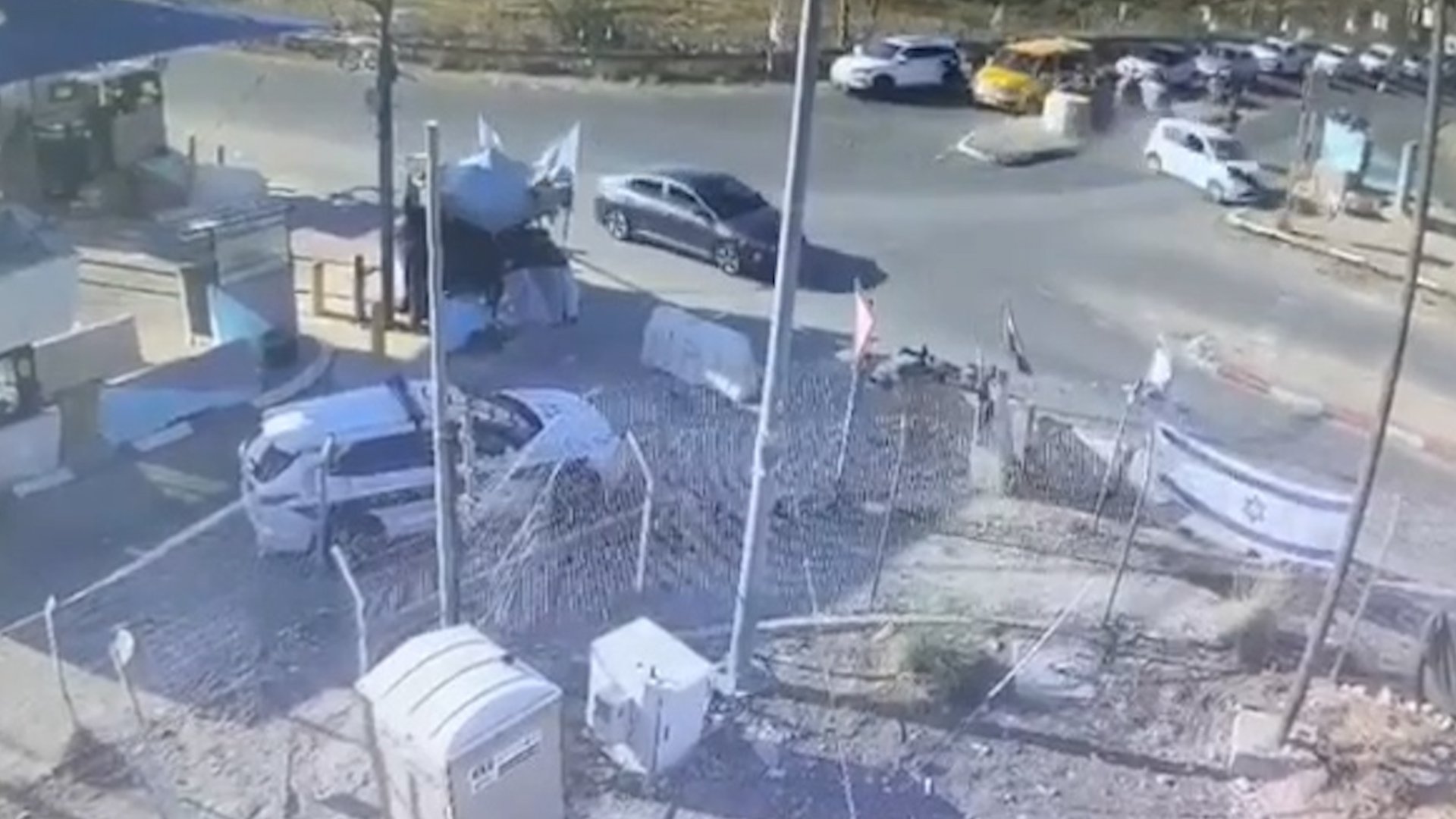 Video thumbnail for Israeli soldier wounded in car-ramming attack in occupied West Bank