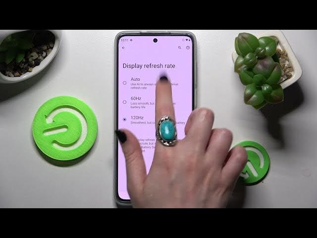 Video thumbnail for MOTOROLA MOTO G82 - How To Change Display Refresh Rate