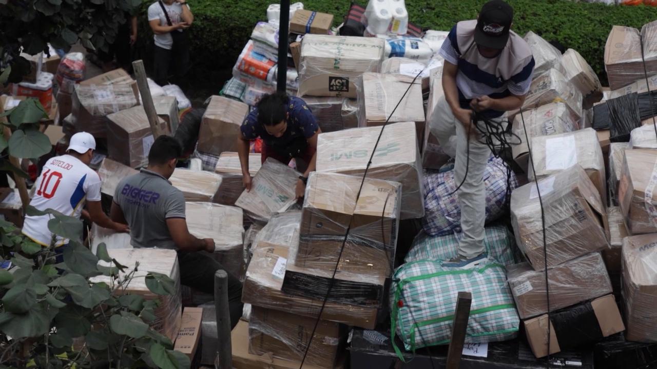 Video thumbnail for Peru: Venezuelans in Peru launch humanitarian aid drive for earthquake survivors.