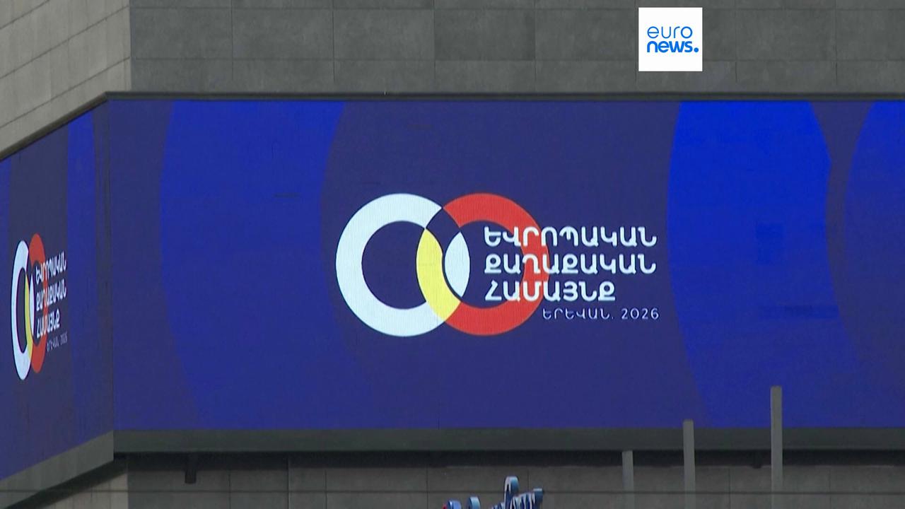 Video thumbnail for World leaders arrive in Armenia for eighth EPC summit