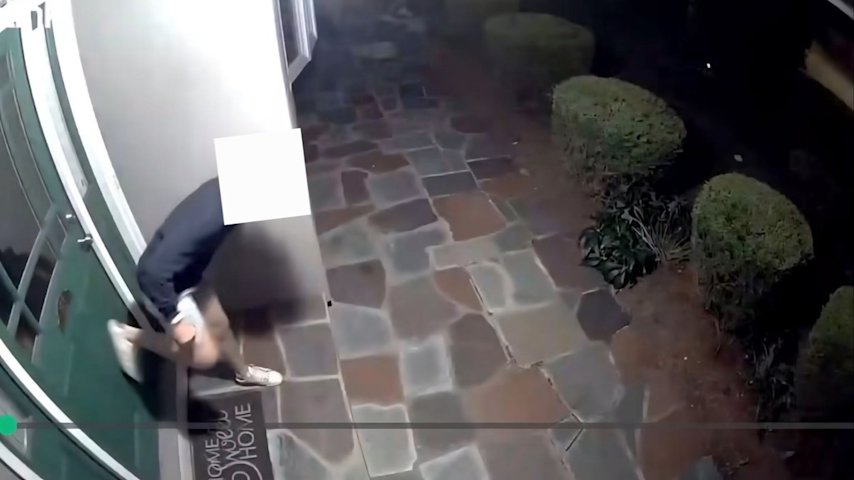 Video thumbnail for 'Door-kicking' prank trend among teens could lead to charges, police say