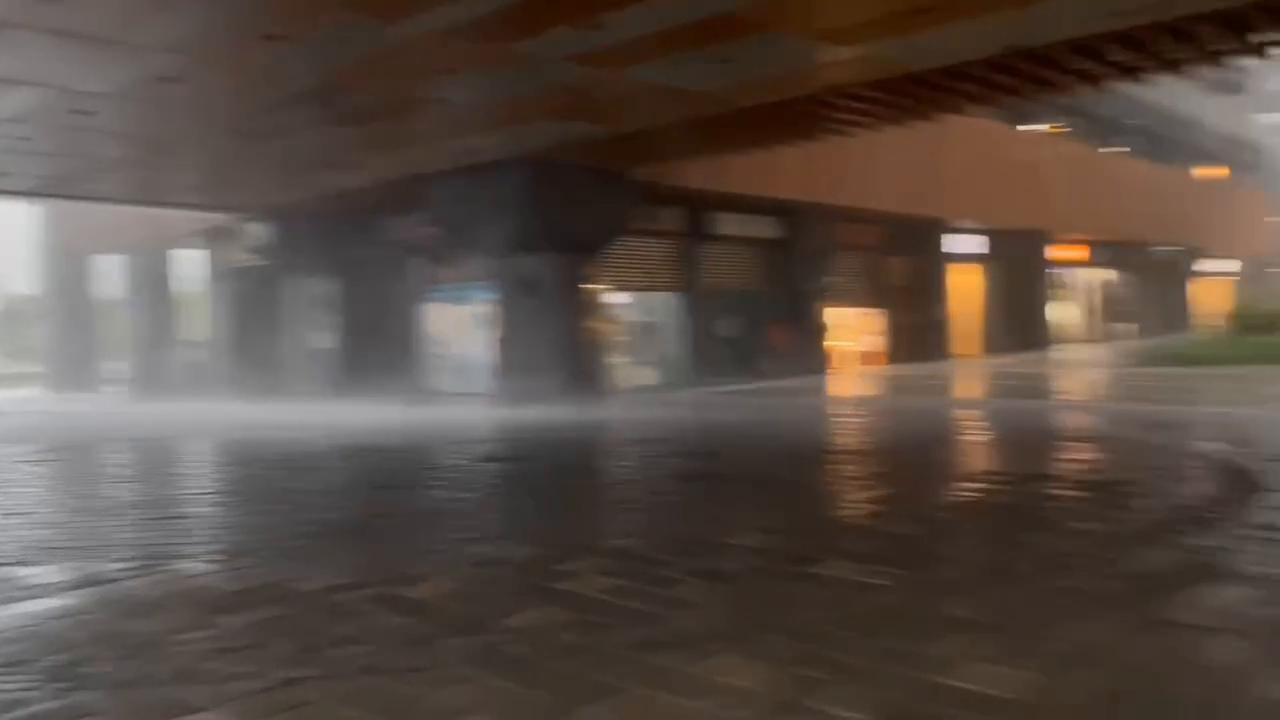 Video thumbnail for Taiwan: Typhoon Dolphin Brings Damaging Winds.