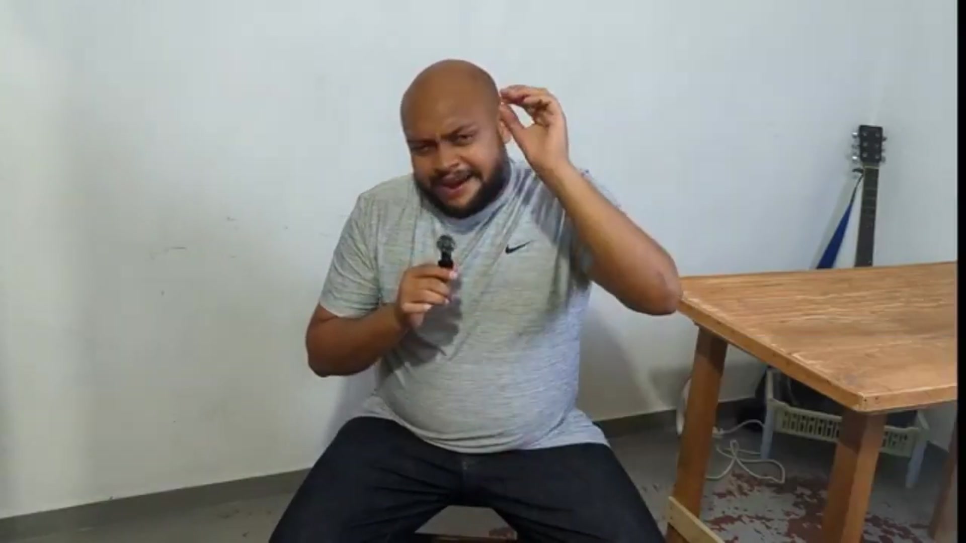'Video thumbnail for 4 Best Selling Burgers in KOLLUPITIYA 🍔'