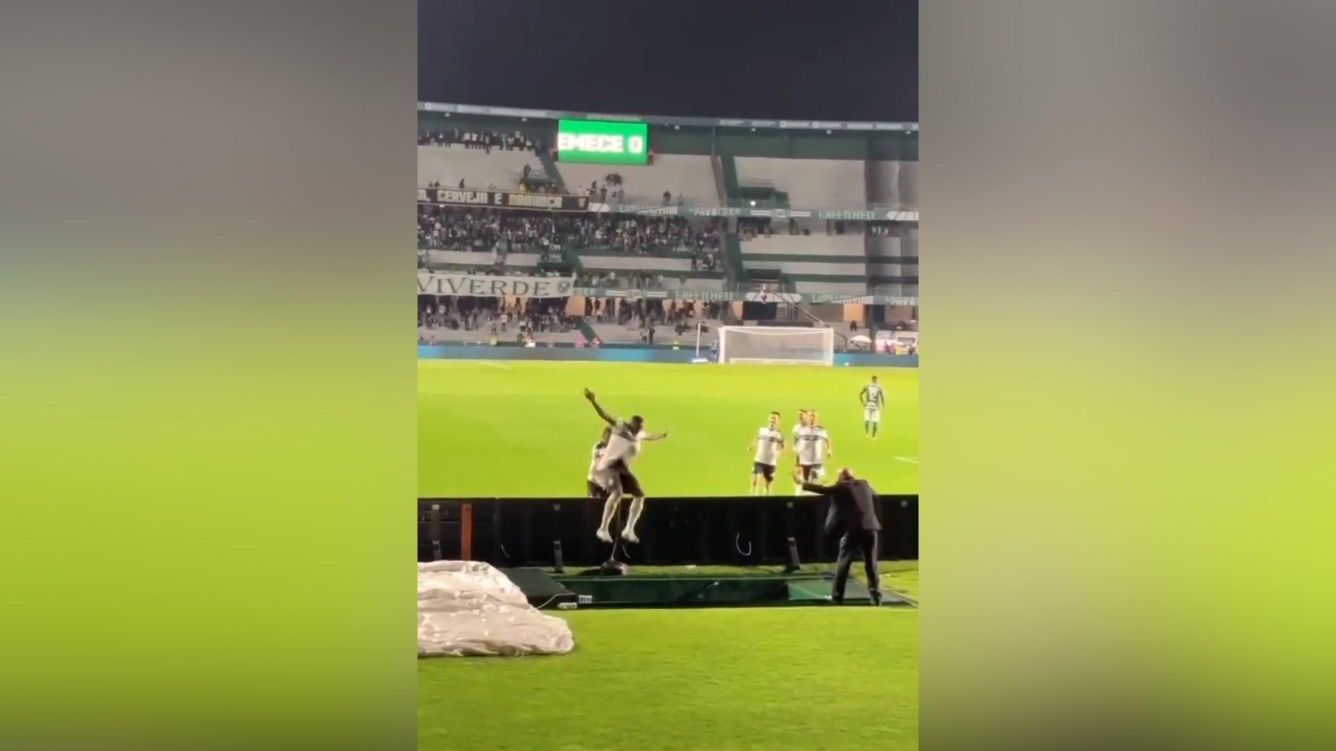 Video thumbnail for Brazilian player falls into tunnel celebrating goal
