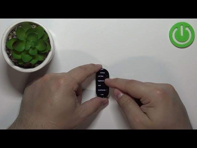 Video thumbnail for How to Change Screen Brightness in Xiaomi Mi Band 7?