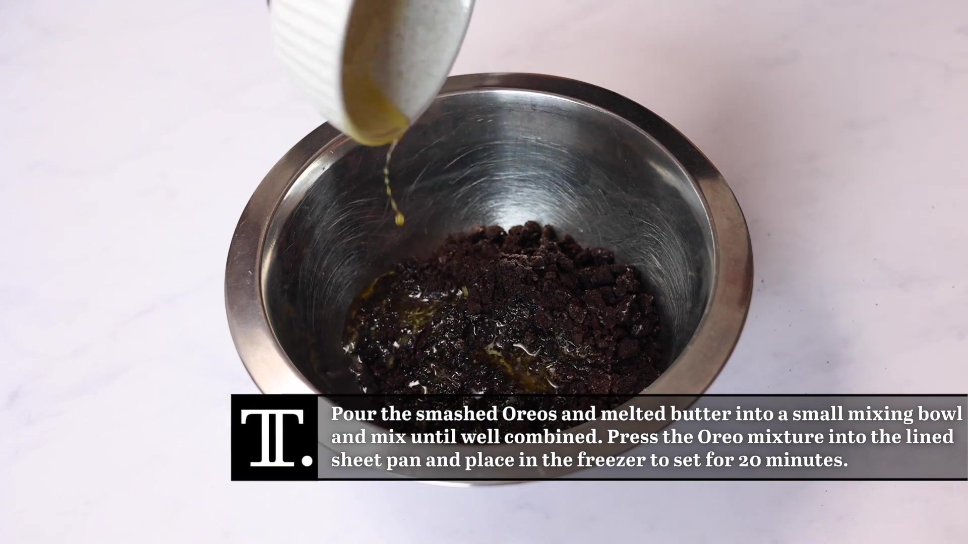 Video thumbnail for No-Bake Candy Cane Cheesecake Bars Recipe