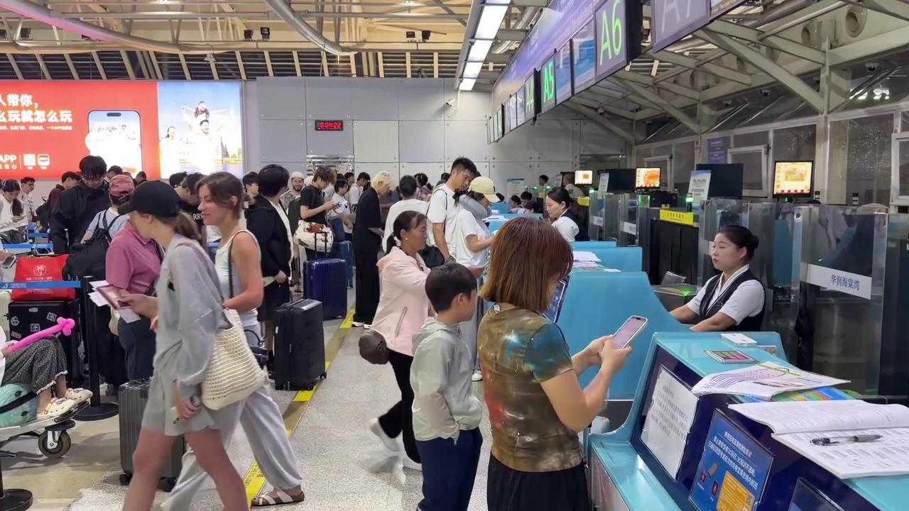 Video thumbnail for China: Flights resume at Sanya airport after Typhoon Maysak weakens.