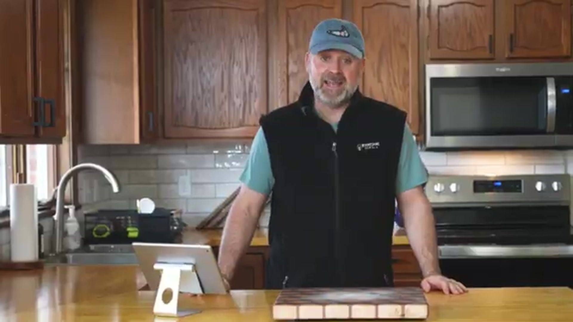 Video thumbnail for Perfect Smash Burger Recipe For Cheese Lovers