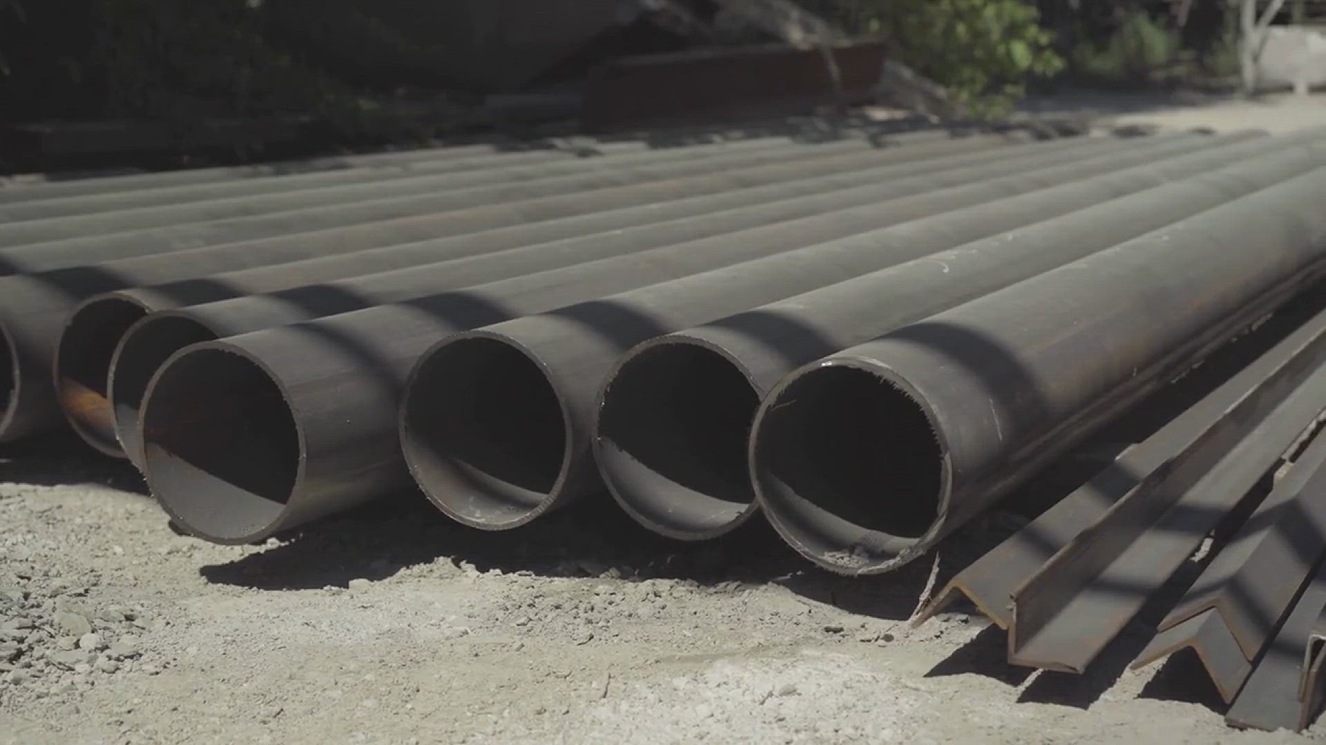 'Video thumbnail for DIY PVC Pipe Planter Ideas for Your Indoor'