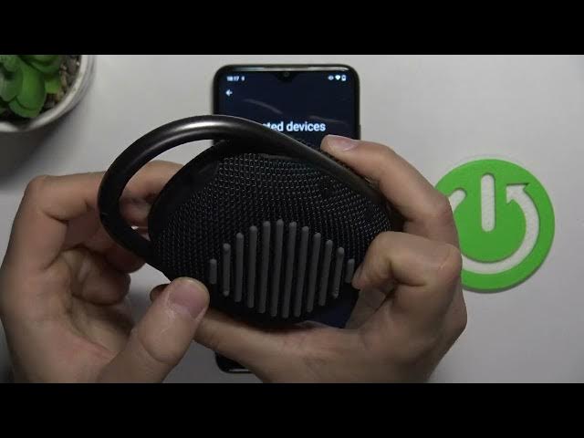 Video thumbnail for How to Power On & Off JBL Clip 4?