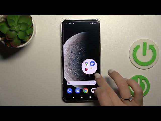 Video thumbnail for Nothing Phone 1 - How to Create Home Screen Folders