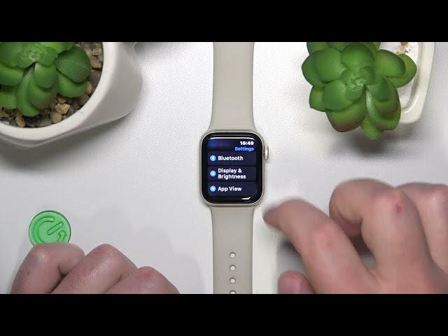 Video thumbnail for How to Adjust Brightness on Apple Watch
