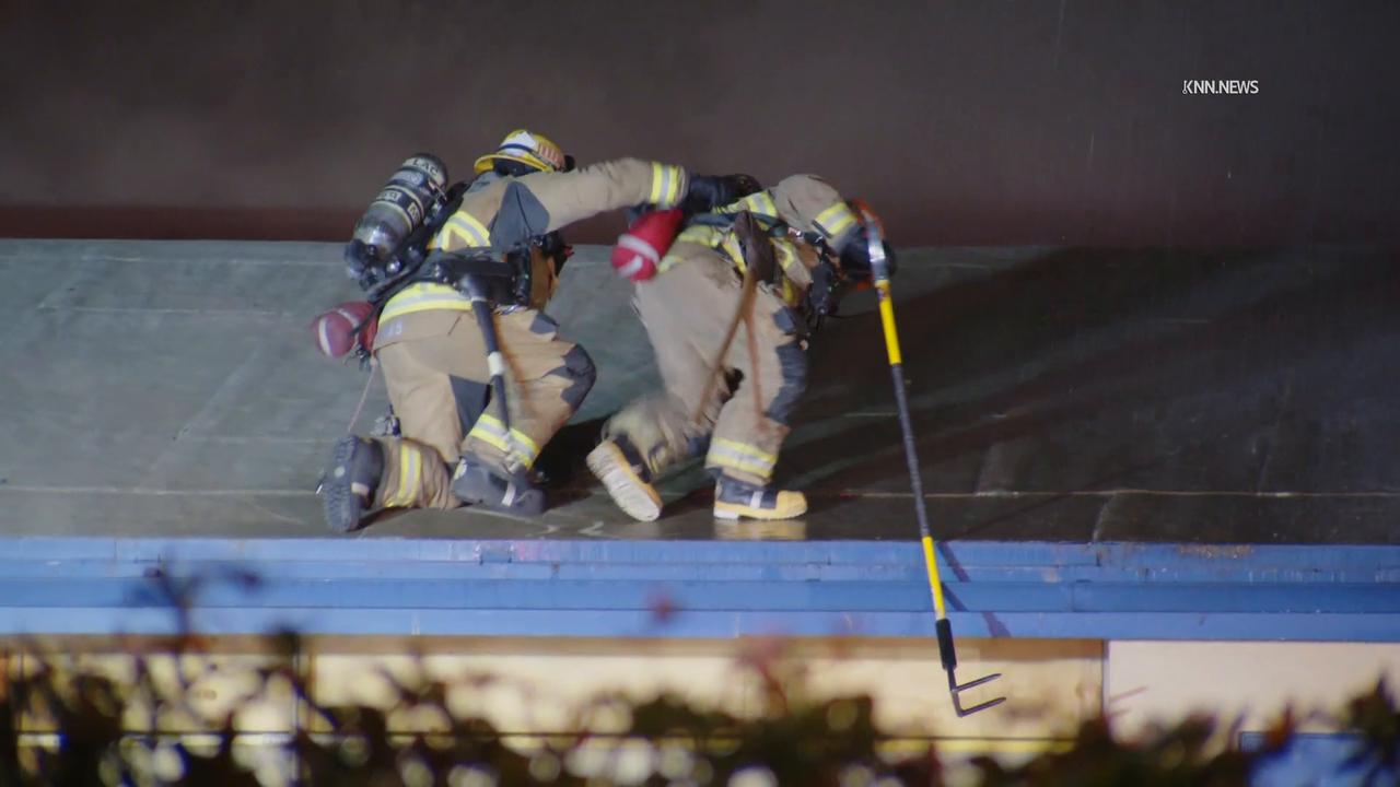 Video thumbnail for US, Los Angeles: Valinda Fire Breaks Out at Abandoned School.