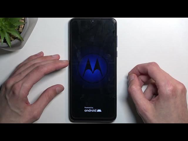 Video thumbnail for How to Hard Reset MOTOROLA Moto G Pure - Screen Lock Removal / Wipe All Data by Recovery Mode