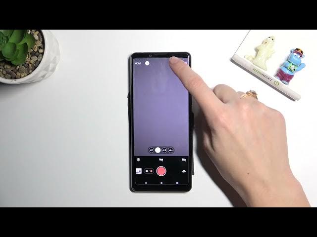 Video thumbnail for How to Activate Image Stabilization on Sony Xperia 5 III - Turn On Video Stabilization