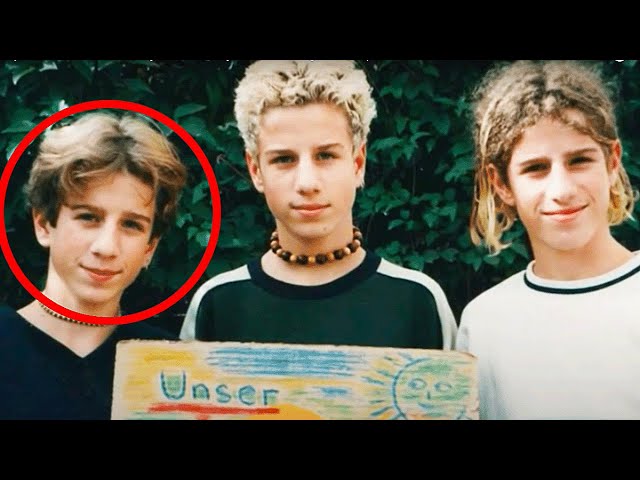 Video thumbnail for Triplets Took The Same Birthday Picture For 33 Years, Not Knowing This Year Would Be Their last