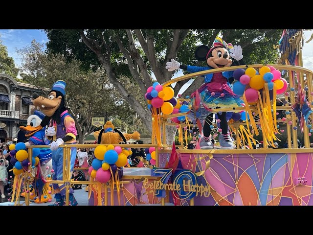 Video thumbnail for Mickey Mouse & Minnie Mouse Birthday Cavalcade | Multi-cam | Disneyland Resort 2025 4K