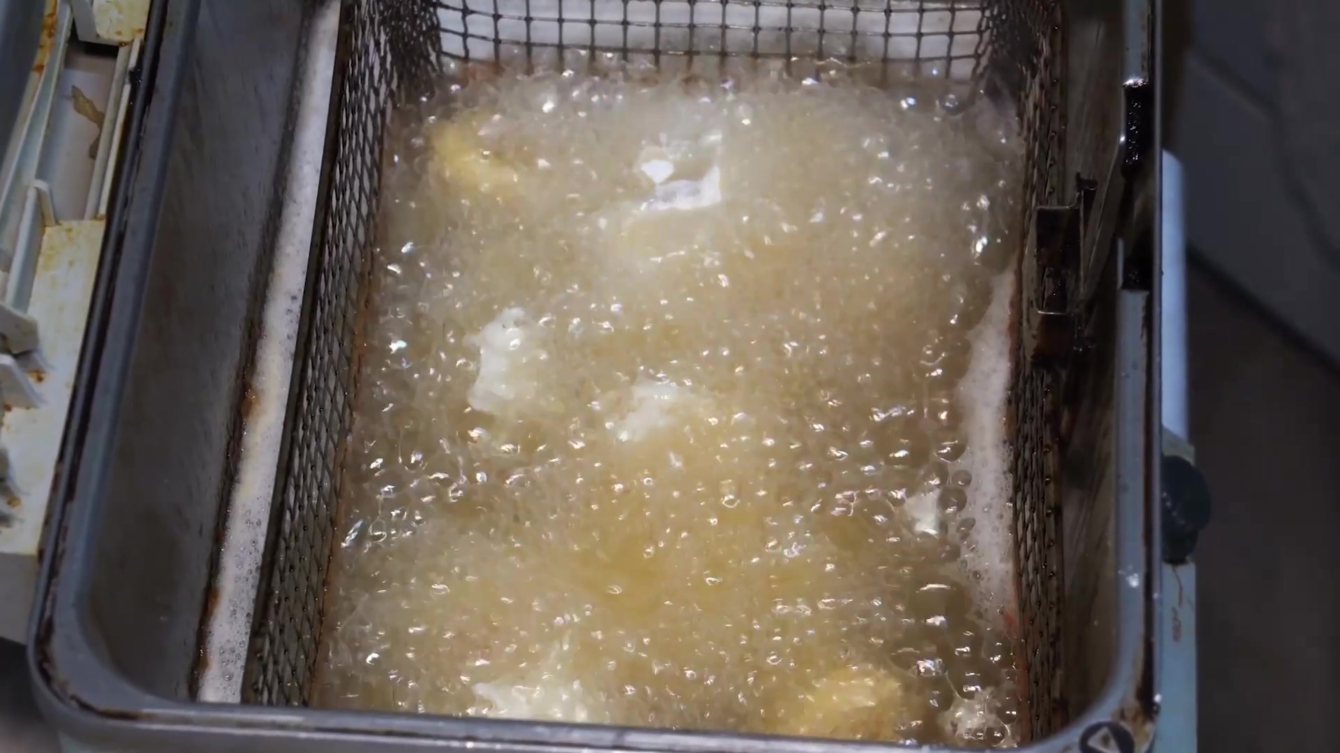 Video thumbnail for This Is Hands Down The Best Frozen Tater Tot Brand To Buy