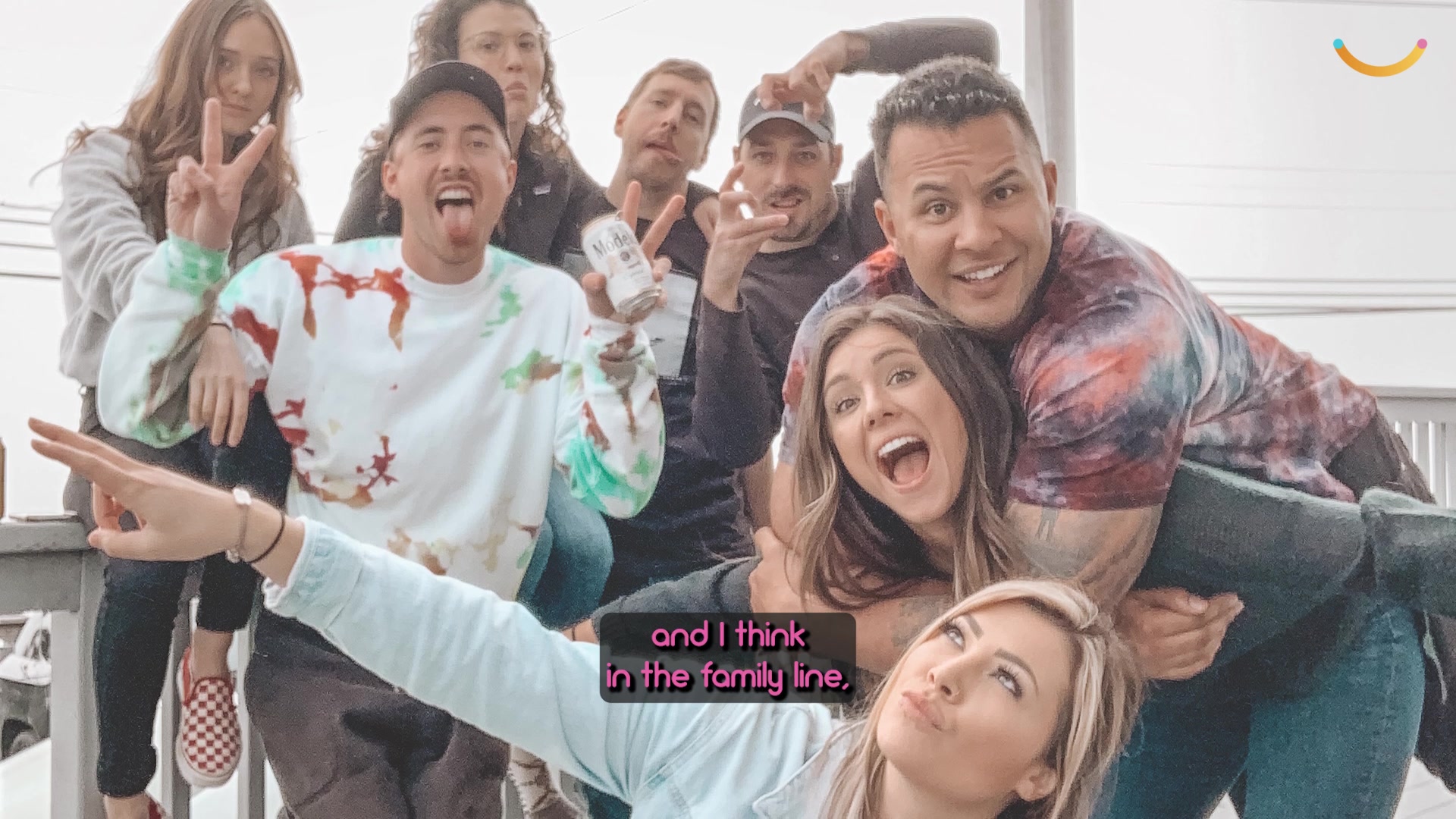 Video thumbnail for Three Sibling Announce Three Sets Of Twins Leaving Mom Speechless