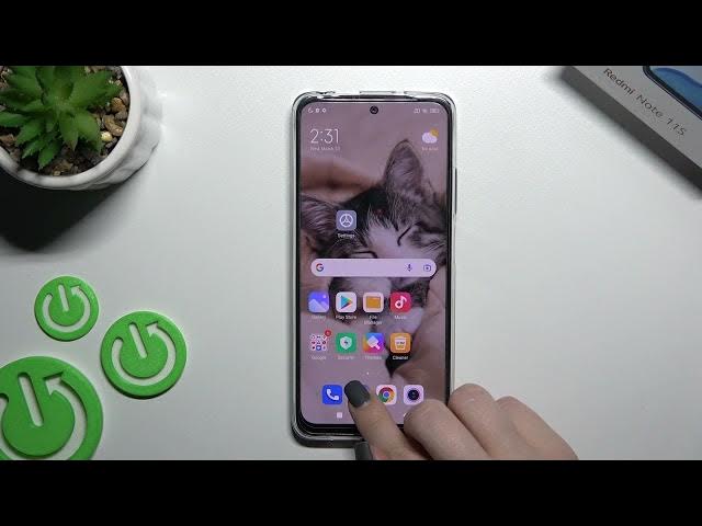 Video thumbnail for How to Use iPhone Keyboard Design on Xiaomi Redmi Note 11S - Install Green Apple Keyboard App