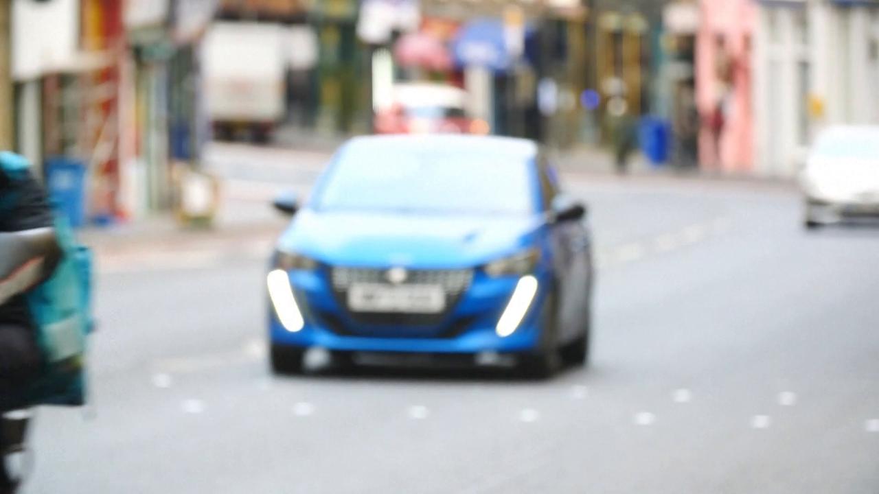Video thumbnail for UK: Chinese electric bikes, motorcycles gain traction in UK.