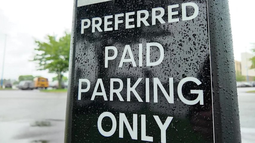 Video thumbnail for Willowbrook Mall now charging for 'premium parking'