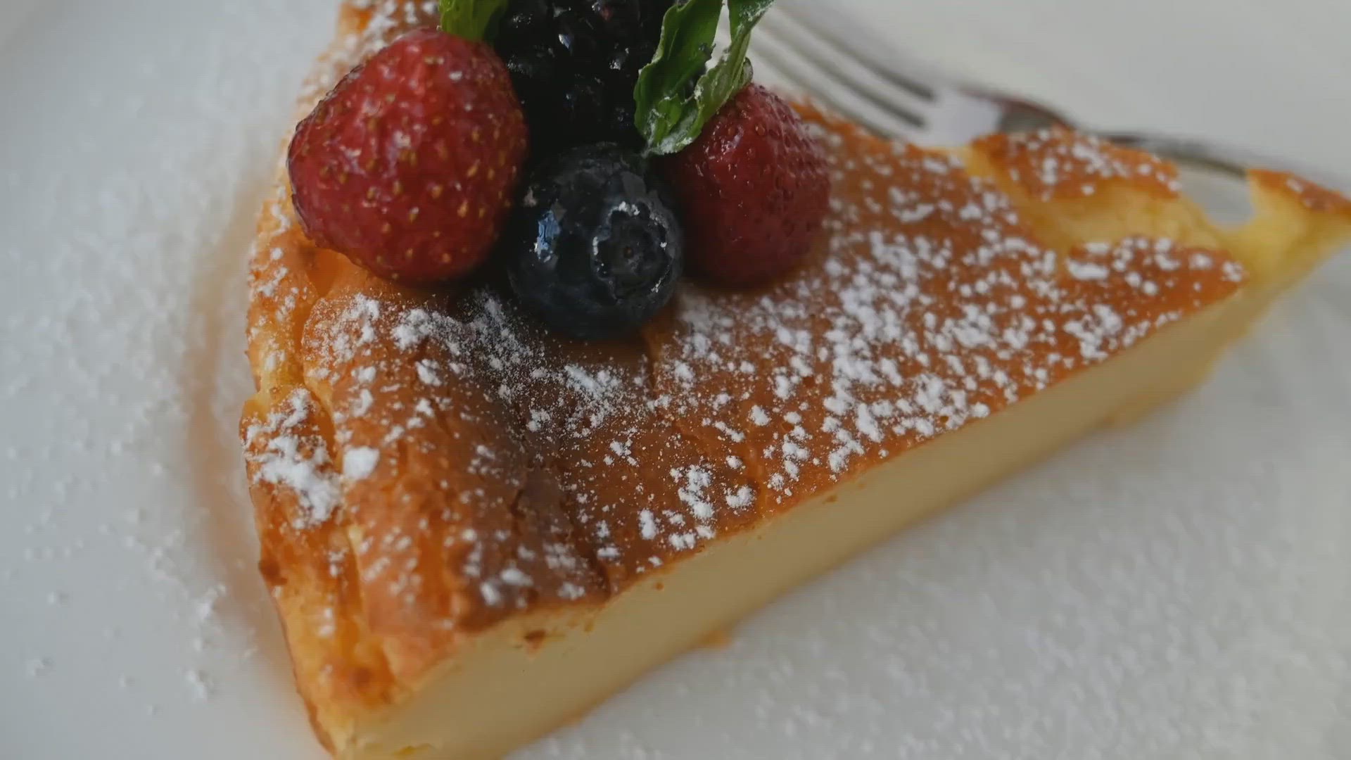 Video thumbnail for How to Make the Perfect Cheesecake: Tips and Techniques