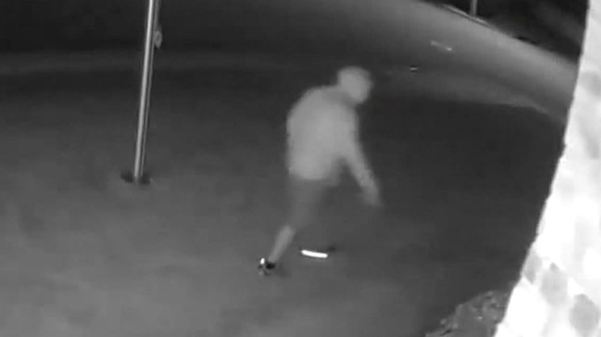 Video thumbnail for Police search for man accused of dumping unknown substance, damaging lawn in North Massapequa