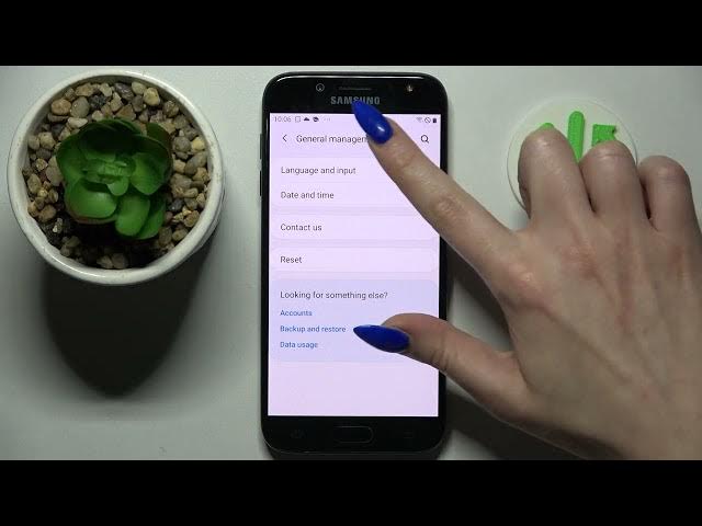 Video thumbnail for How to Turn On Autocorrection on Samsung Galaxy J5 2017 – Text Correction Feature