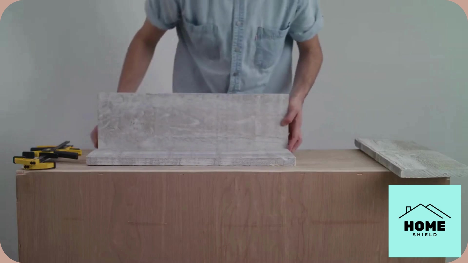 Video thumbnail for Create Your Own Holiday Centrepiece