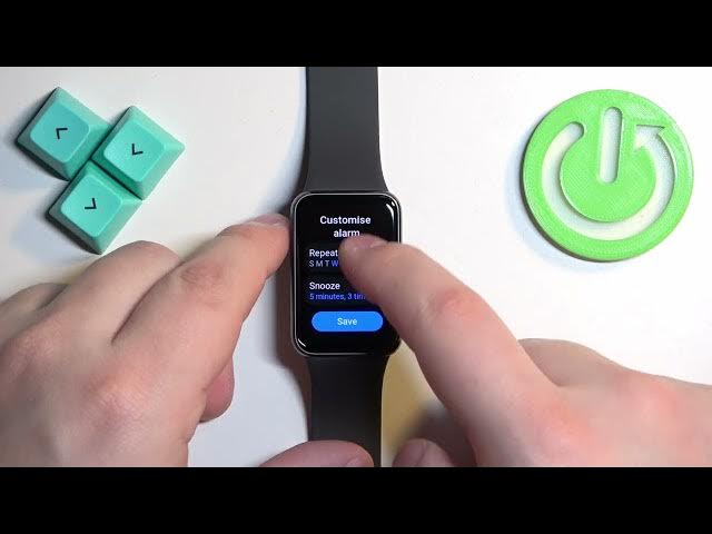 Video thumbnail for How to Set Alarm Clock on SAMSUNG Galaxy Fit 3?