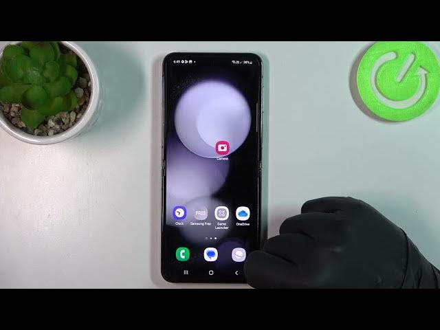 Video thumbnail for How to Fix Google Play Store Stuck On Pending on Samsung Galaxy Z Flip 5