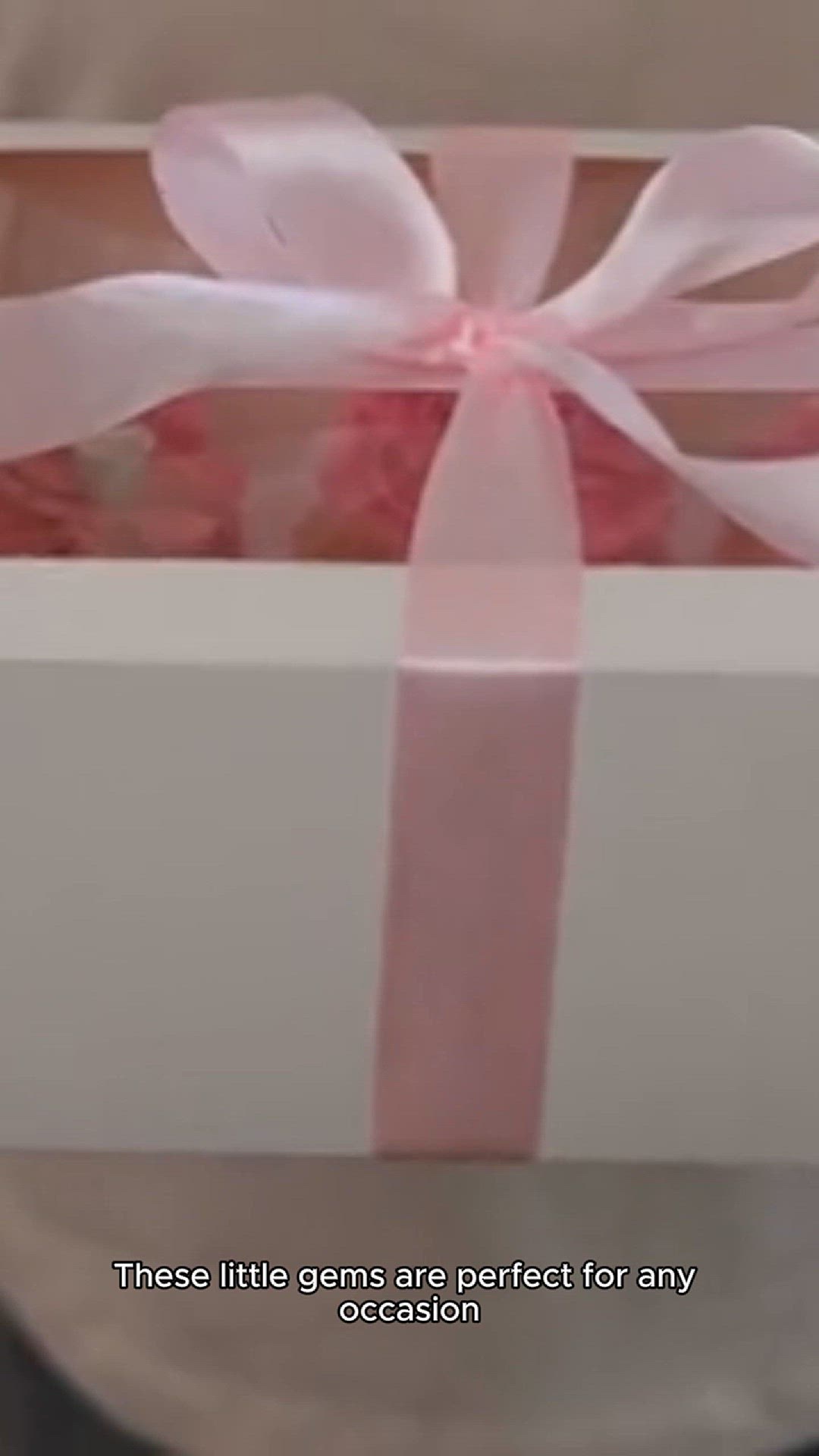 Video thumbnail for spritz cookie recipe