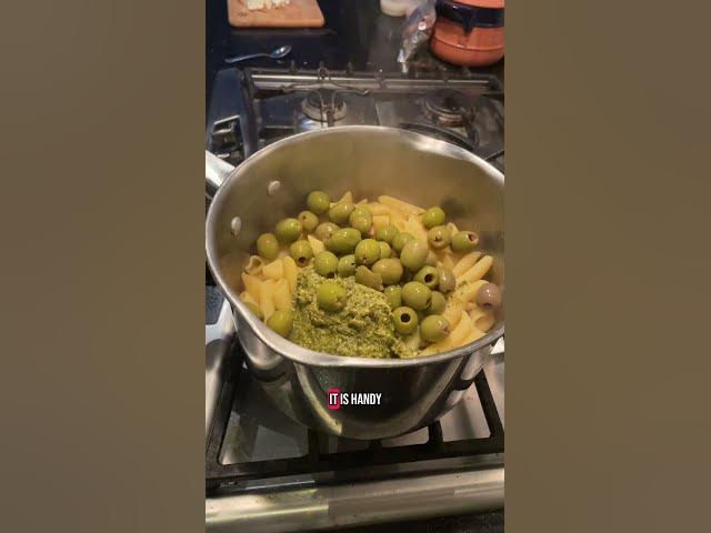 'Video thumbnail for The 4 Ingredient Pesto Pasta that has saved me thousands in takeaway costs!'