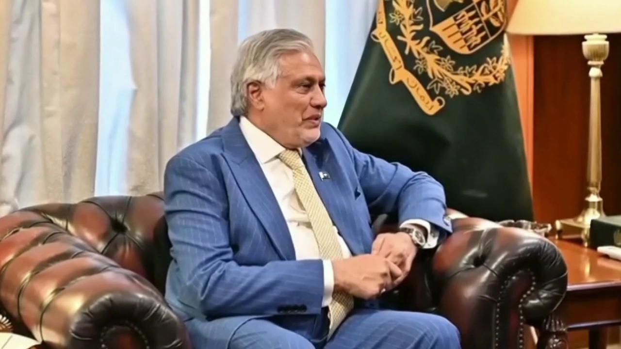 Video thumbnail for Pakistan: Pakistani FM stresses implementation of Islamabad MoU in talks with U.S. official.