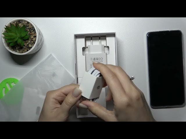 Video thumbnail for HUAWEI Nova Y90 All Box Accessories Review