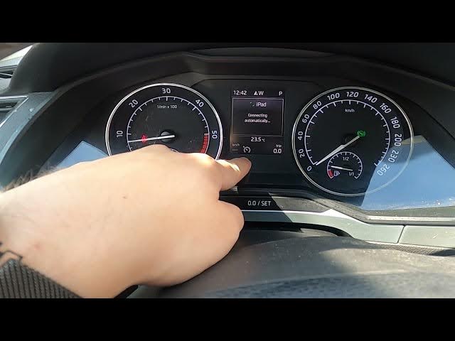 Video thumbnail for How to Enable or Disable Cruise Control in Skoda Superb III ( 2015 – Now )