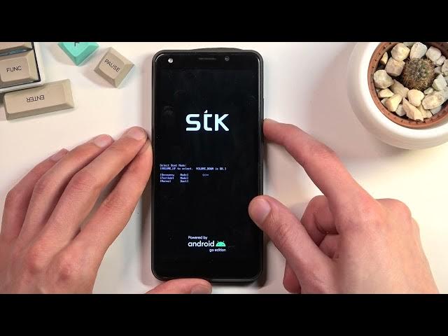 Video thumbnail for How to Wipe Cache Partition in STK LIFE 9 – Erase Temporary Cache Files