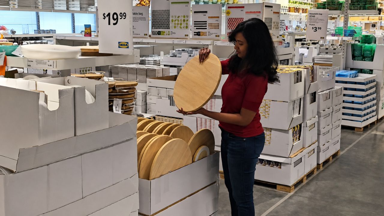 Video thumbnail for Buy A Wood Round At IKEA For This Genius Living Room Idea!