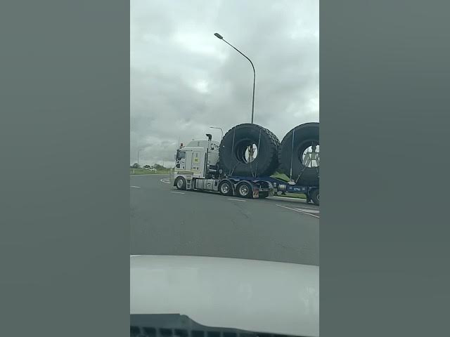 Video thumbnail for truck Powerful