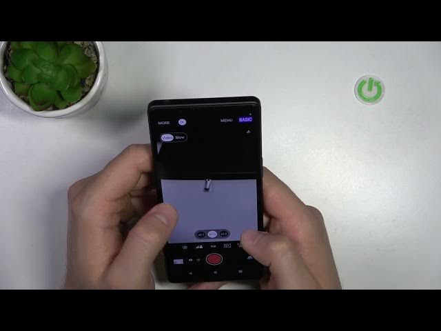 Video thumbnail for What is the Maximum Camera Zoom in Sony Xperia 5 V