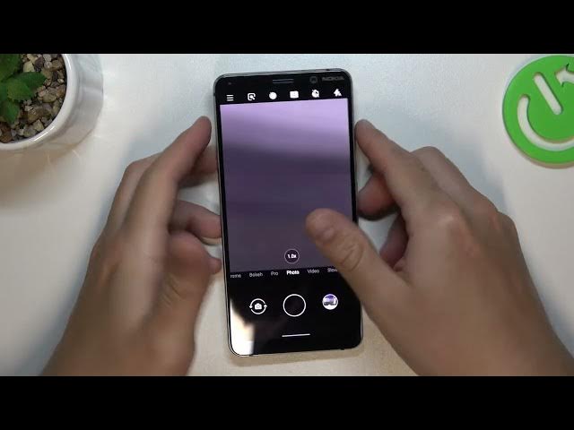 Video thumbnail for How to Take Live Motion Photo on NOKIA 9 PureView