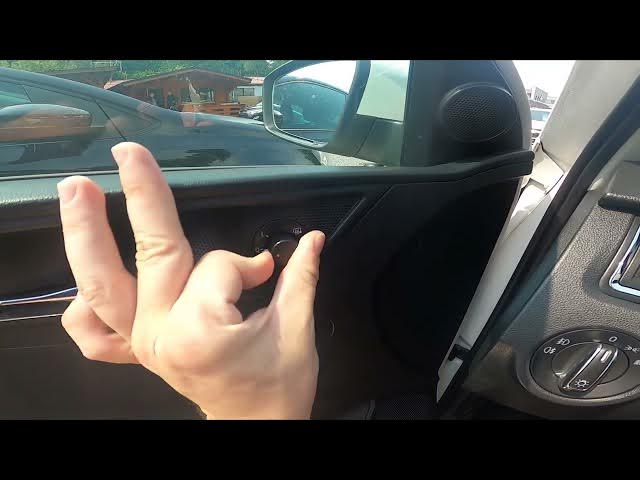 Video thumbnail for How to Enable or Disable Side Rear View Mirrors Heating in Seat Toledo IV ( 2012 – 2018 )