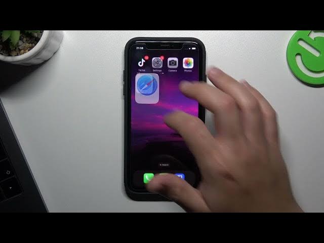 Video thumbnail for Revamp Your Safari Experience: Learn How to Elevate the Search Bar to the Top!