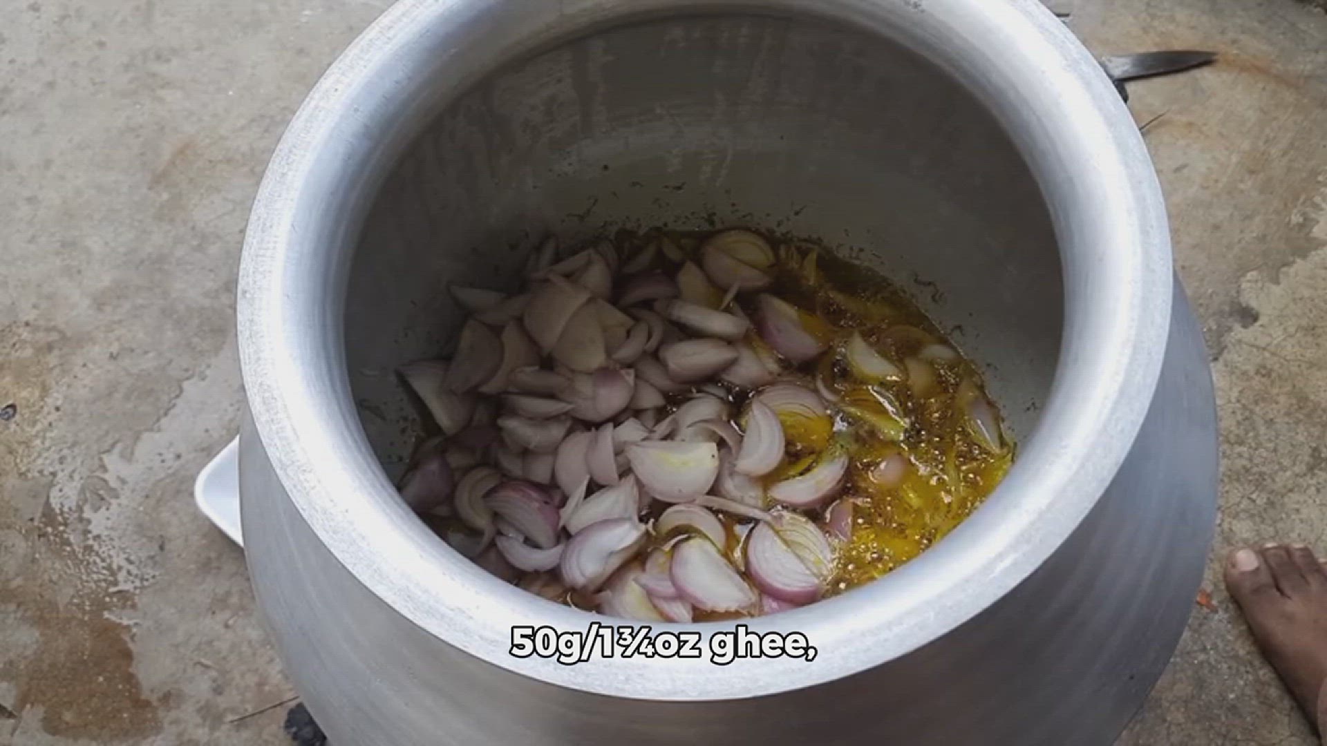 Video thumbnail for chicken enchiladas recipe