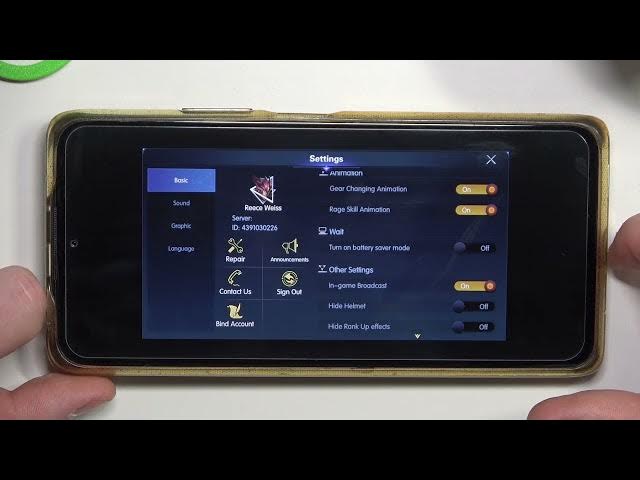 Video thumbnail for Chronicles Infinity - How To Hide & Unhide Character Helmet